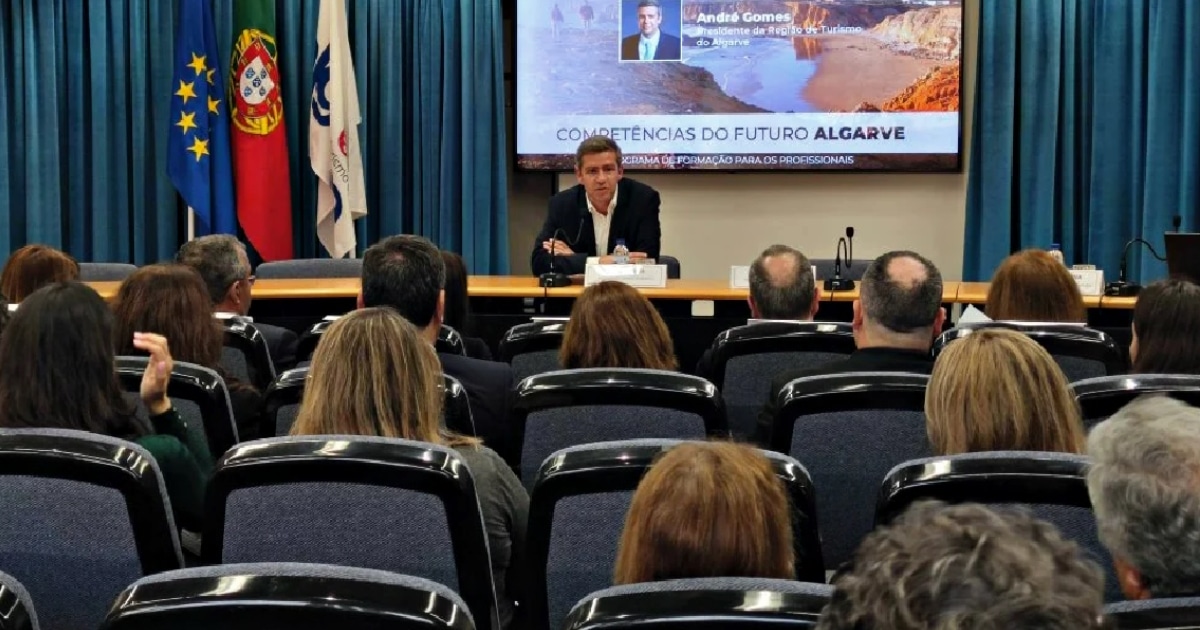 Conferência sobre o futuro do Algarve em Portugal.